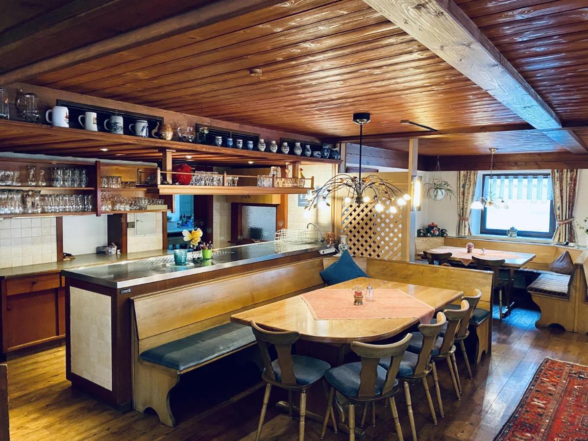 Pension Hirsch Seeg Extérieur photo